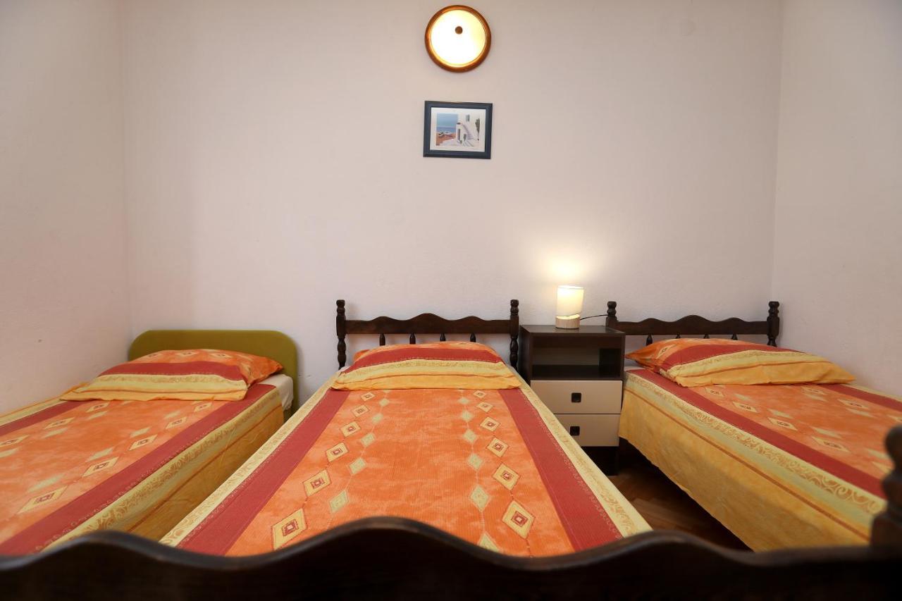 Apartman Karaga Trogir Exterior foto